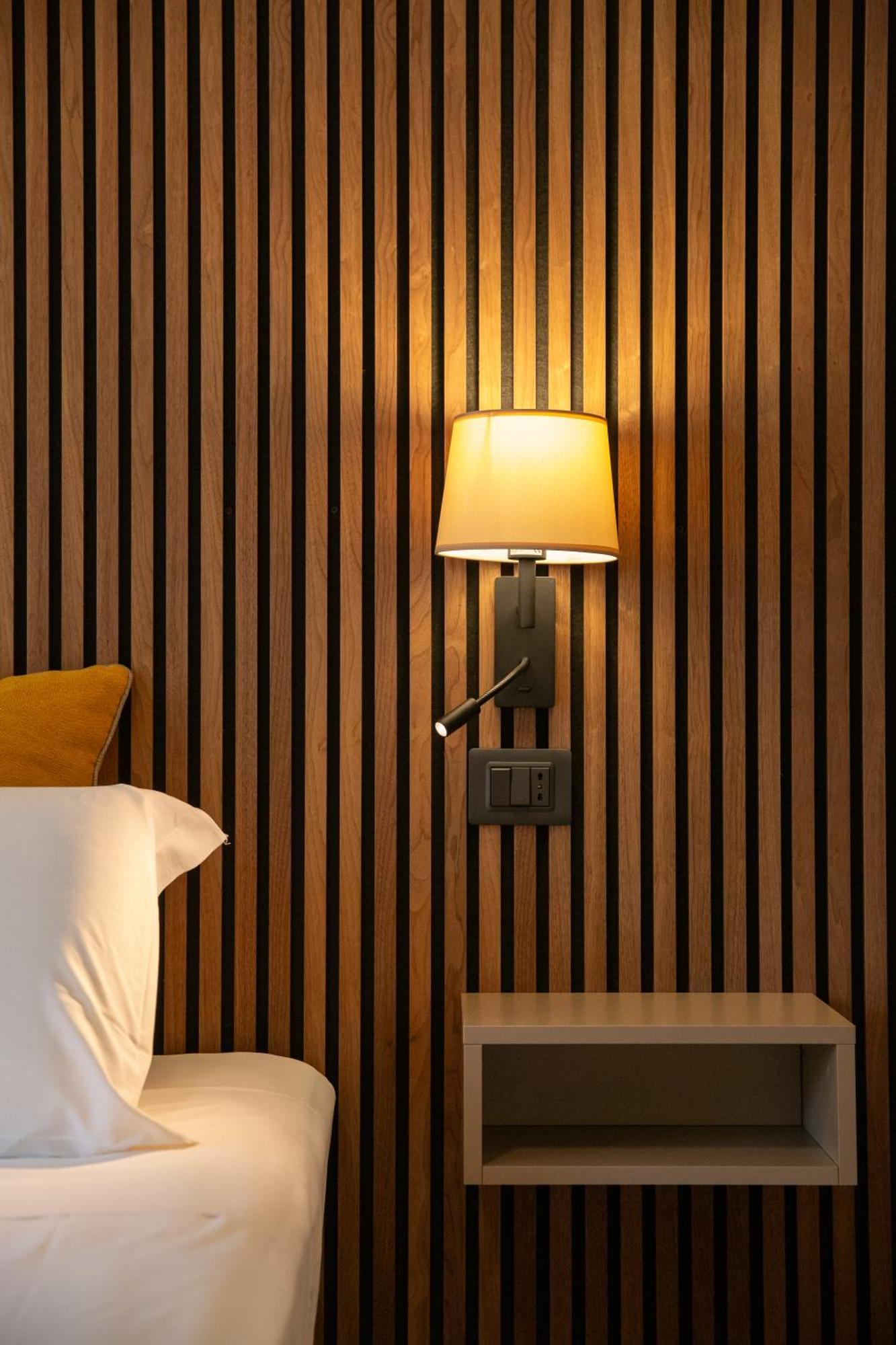 Gelsi Luxury Suites Sora Exterior photo