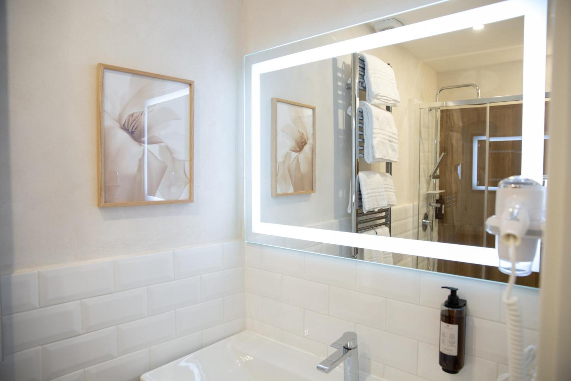 Gelsi Luxury Suites Sora Exterior photo