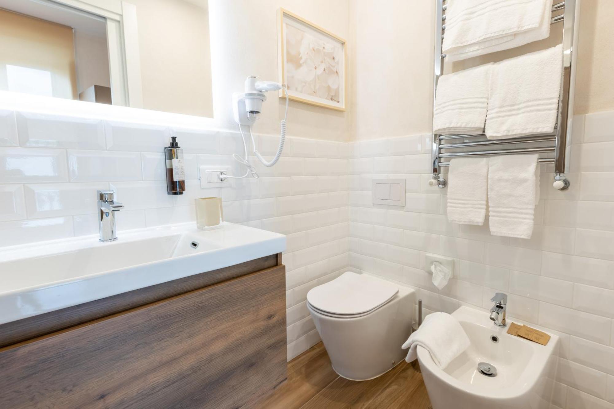 Gelsi Luxury Suites Sora Exterior photo
